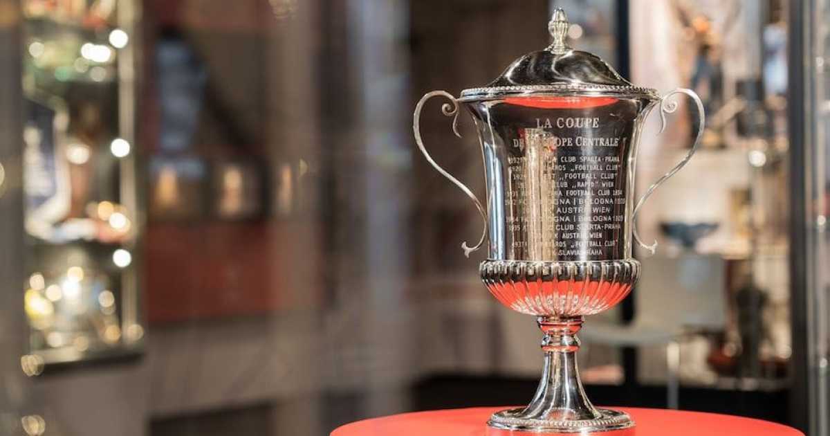 Bari, la Mitropa Cup scomparsa: l'originale � in Bosnia, ma la copia che fine ha fatto?